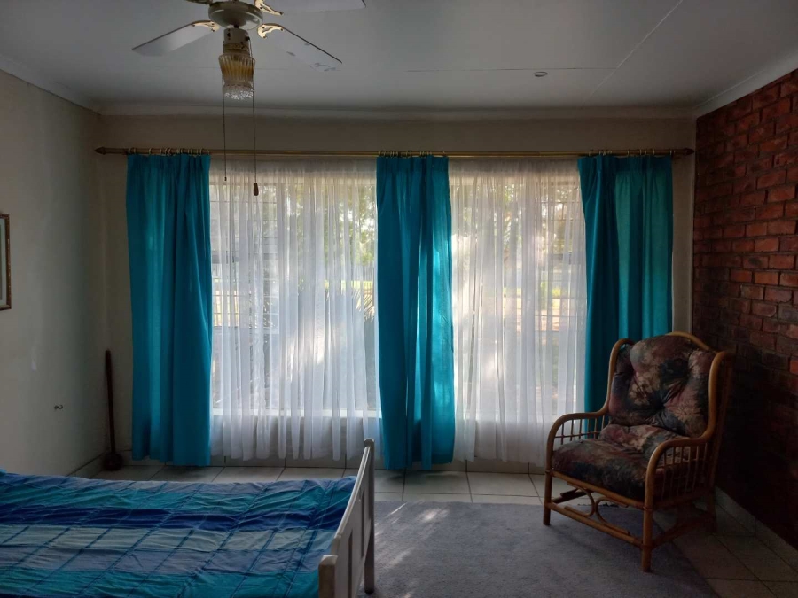 0 Bedroom Property for Sale in Dealesville Free State